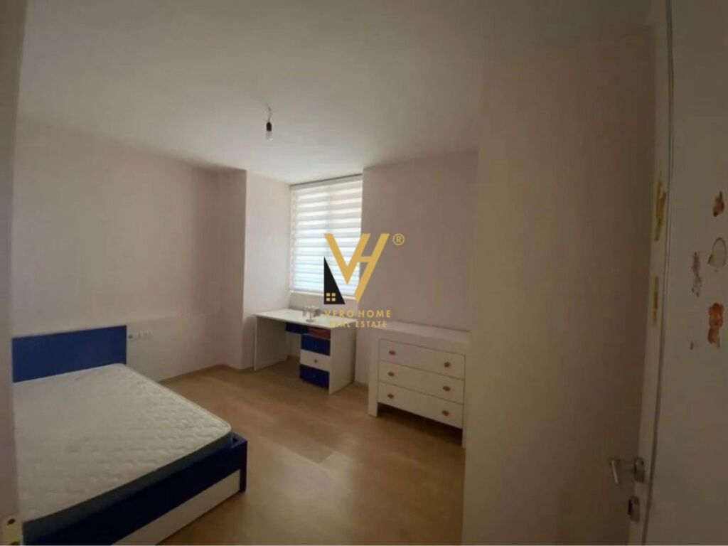 JEPET APARTAMENT 2+1+BLK ME QERA TE RR.DRITAN HOXHA 65.000 LEKE