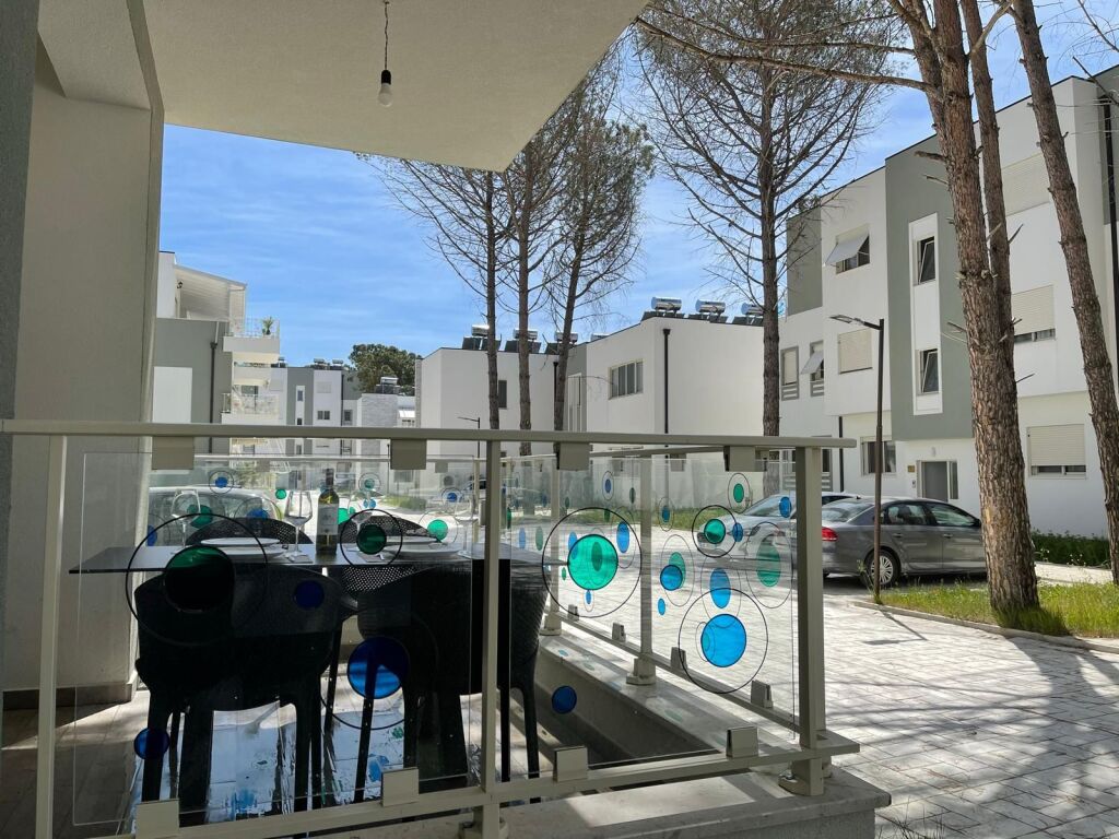 🏡 Shitet Apartament 1+1  📍 Perla Residence – Gjiri i Lalzit