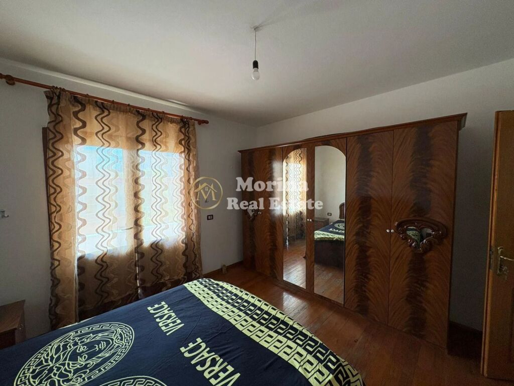 Qera | Shtëpi private 2 + 1 |Njazi Meka, Allias | 380 €/muaj