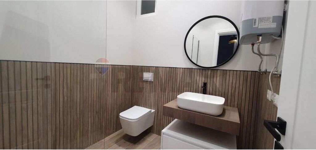 Apartament - Për Qira - Kopshti Botanik, Tiranë