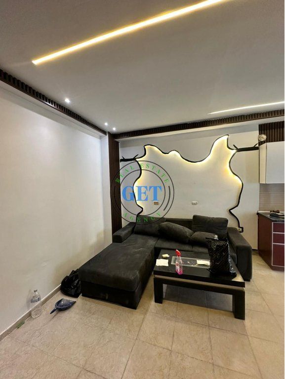 Shitet Apartament 1+1 | Shkëmbi i Kavajës,Durrës.