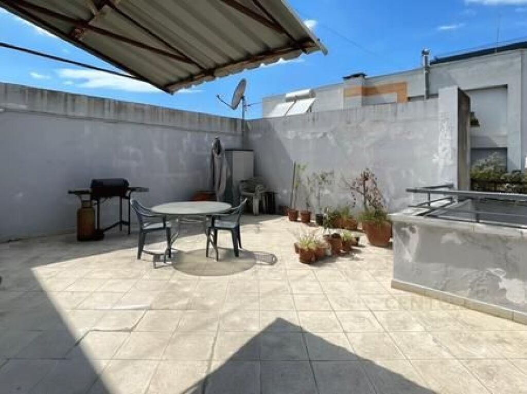 Japim me Qira Apartament 1+1 me verande tek Jordan Misja
