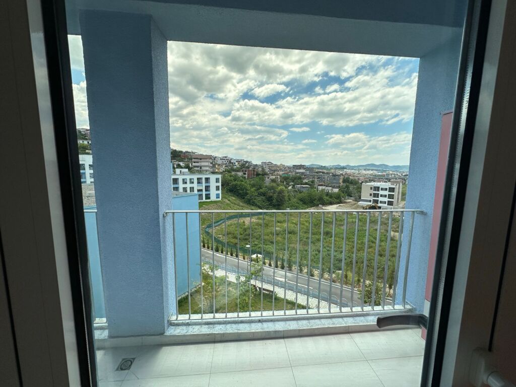 Shitet, Apartament 1+1 Fresk , Tirane Empire69462