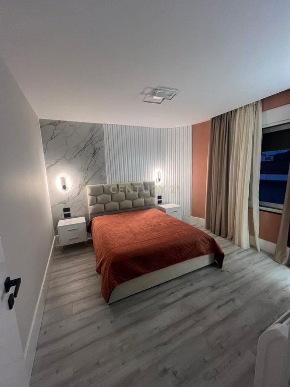 SUPER APARTAMENT 2+1 ME QIRA NE BLLOK