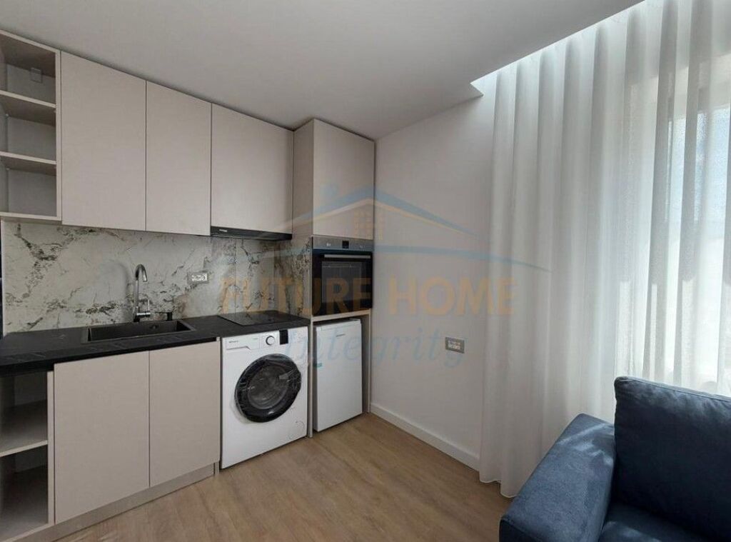 Shitet, Apartament 1+1, Shkolla e Baletit, Tiranë.