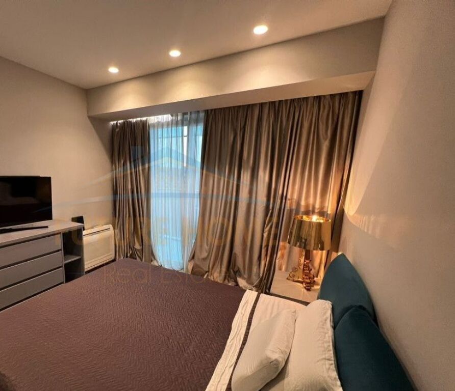 Jepet per qera Apartament luksoz 2+1+2 Ambasador 3