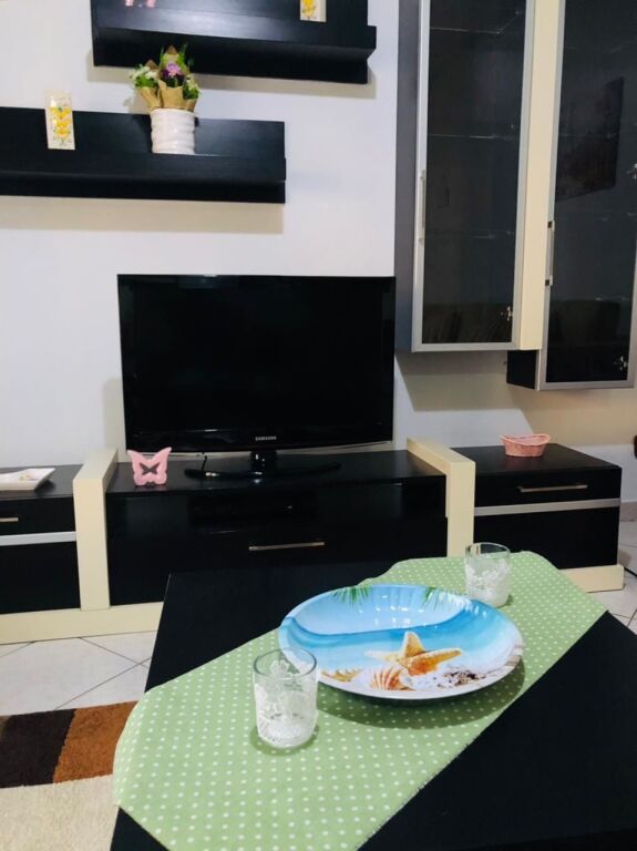 Qera | Apartament 2 + 1 | Bashkia Durrës | 500 €/muaj