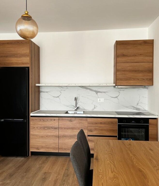 📌 Apartament 1+1 me Qira – Kompleksi Arlis, Rruga e Dibrës