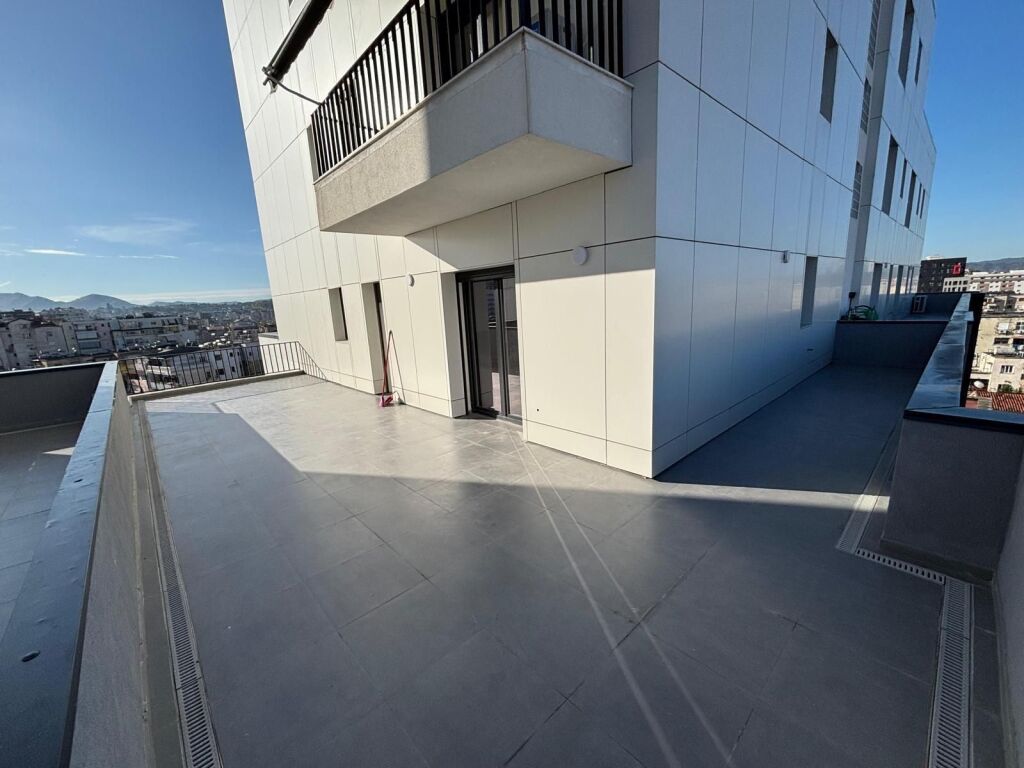 Apartament me qera , xhamllik