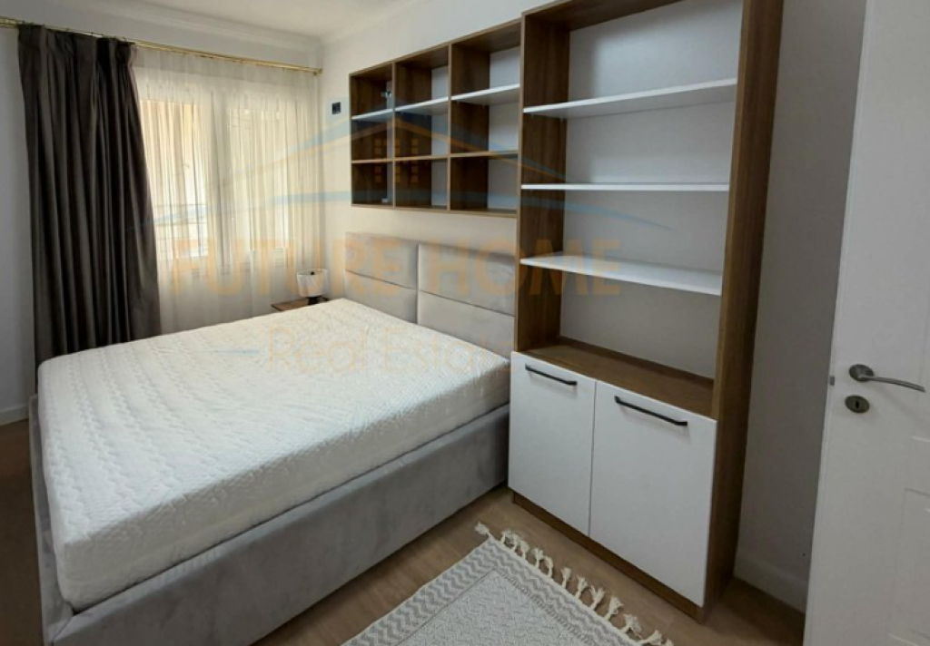 Shitet, Apartament 1+1, Unaza e Re . UNA69423