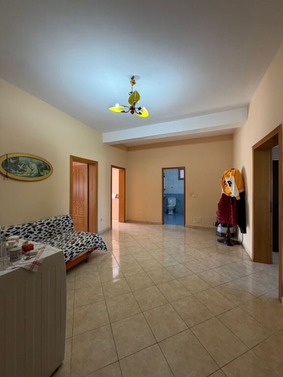 Apartament 2+1 per shitje te Drejtoria e Policise Durres