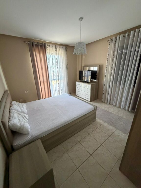 APARTAMENT ME QERA 2+1 DON BOSKO 50.000 LEKE FH-75307