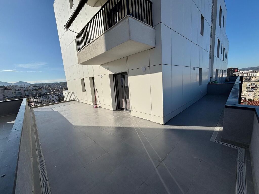 Apartament me qera , xhamllik