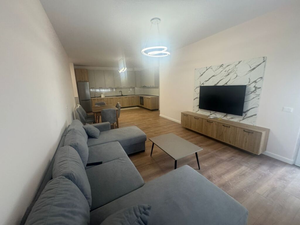 Apartament 2+1 per qera Shkoze !