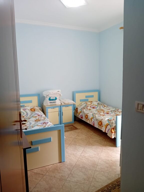 Apartament me qera