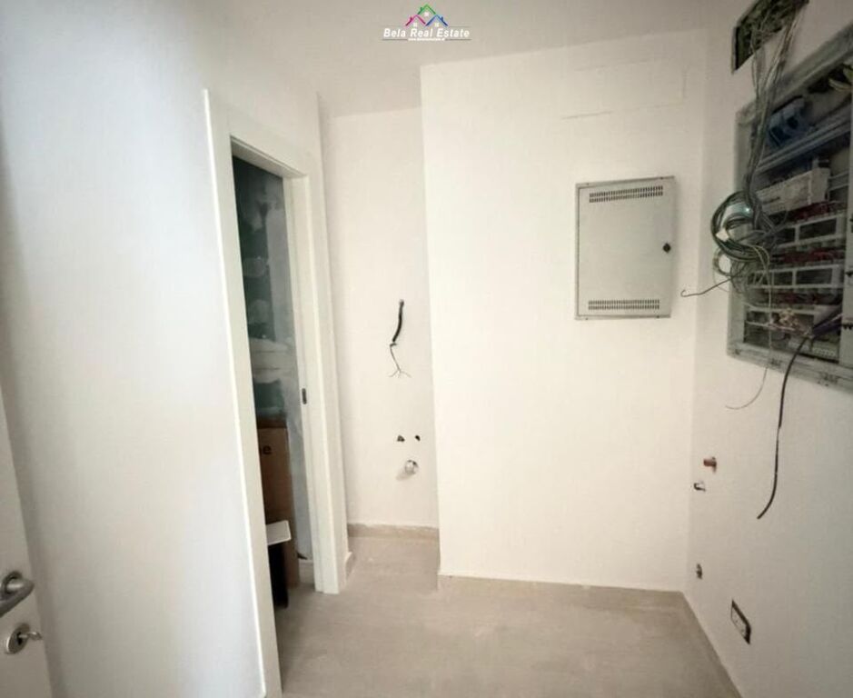 Ufficio In Affitto In Via Elbasan (ID BZ2971) Tirana