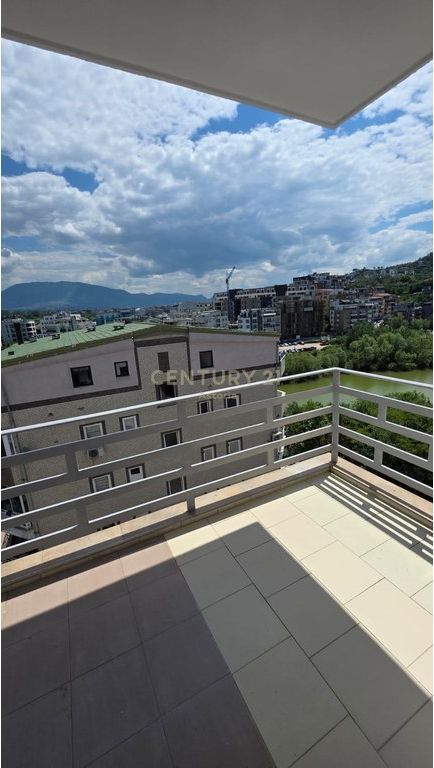 Modern 2+1 apartment for sale, with lake view 262,000 €