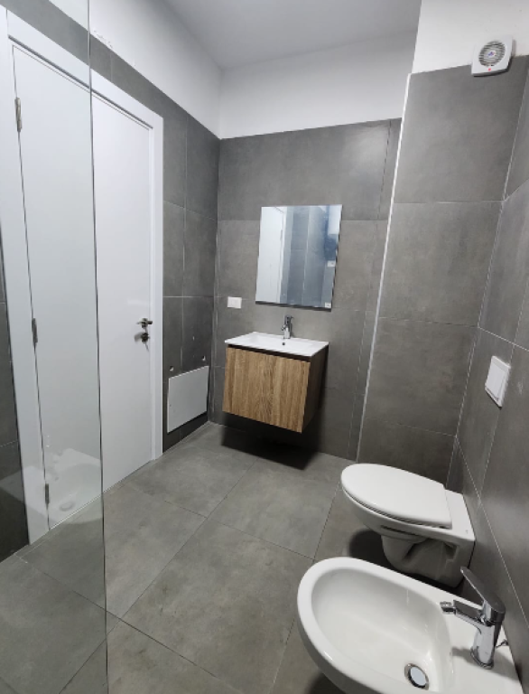 🏡 Apartament 1+1 me Qira – Kompleksi Arlis, Rruga e Dibrës