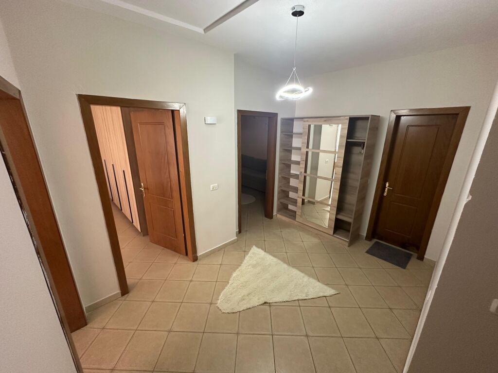 Apartament 2+1 Don Bosko  80m2 neto Kati 6 pa ashensor Mobilim i ri