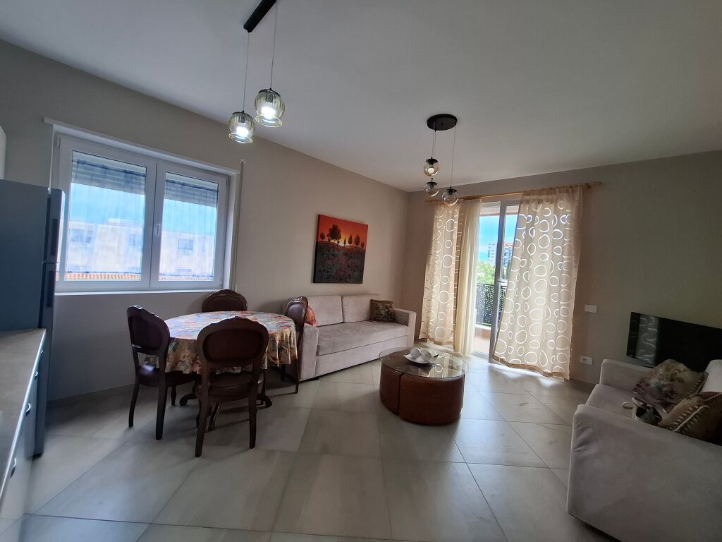 🏠🔥Appartamento 2+1+2+balcone - 📍Accanto a QSUT e vicino alla Facoltà di Medicina