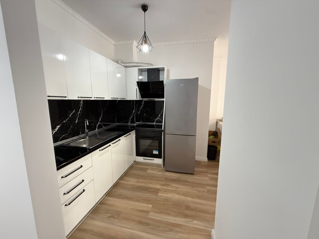 Apartament me qira 1+1,plazh  iliria🏡