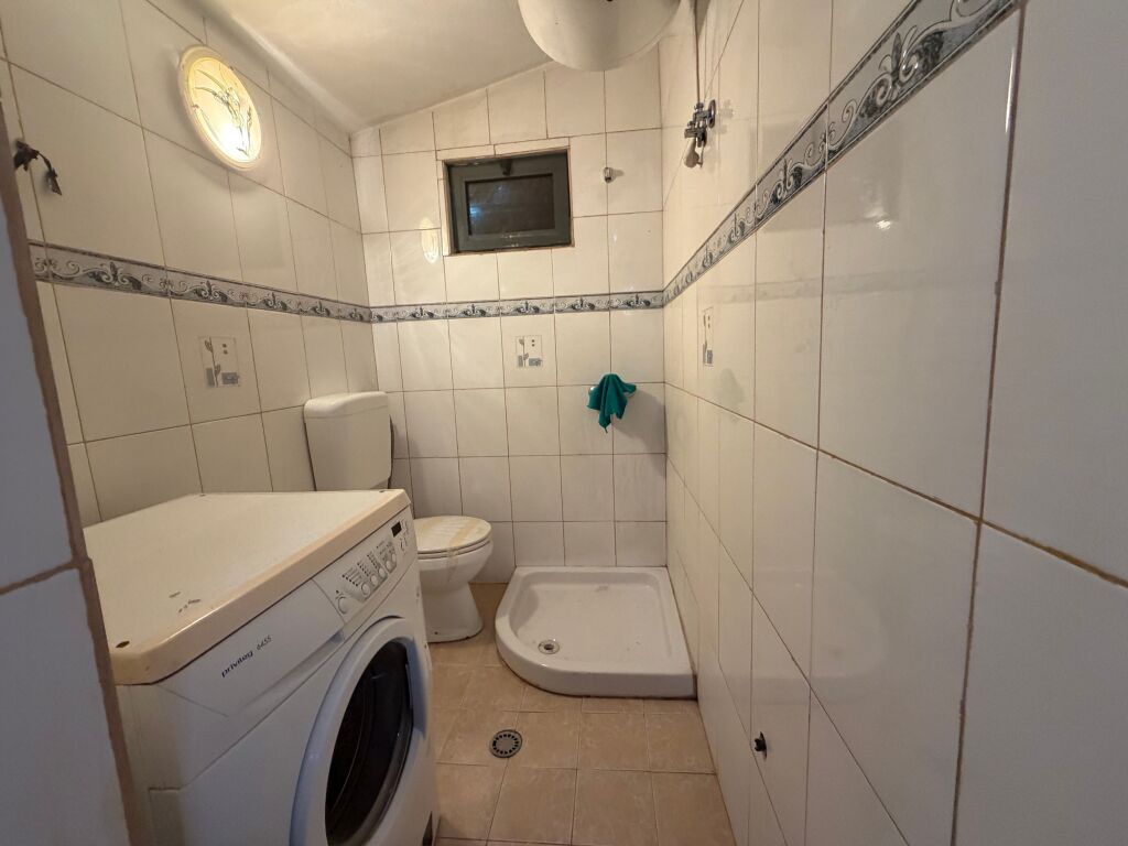 2+1,kat 3 ekzistues,rruge e durresit,500 euro