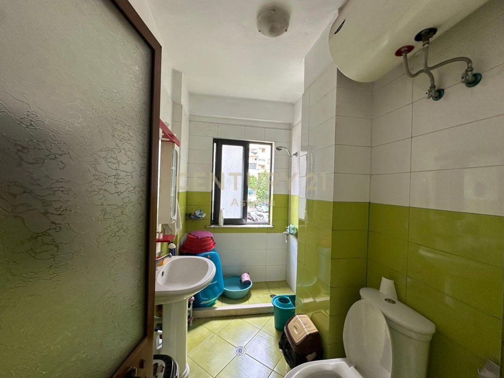 Apartment 1+1 for sale at Nela 6, Yzberisht