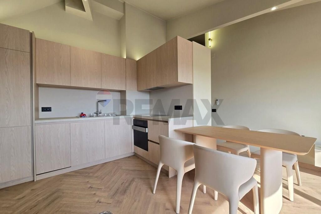 Apartament 2+1 per qira ne Myslym Shyr