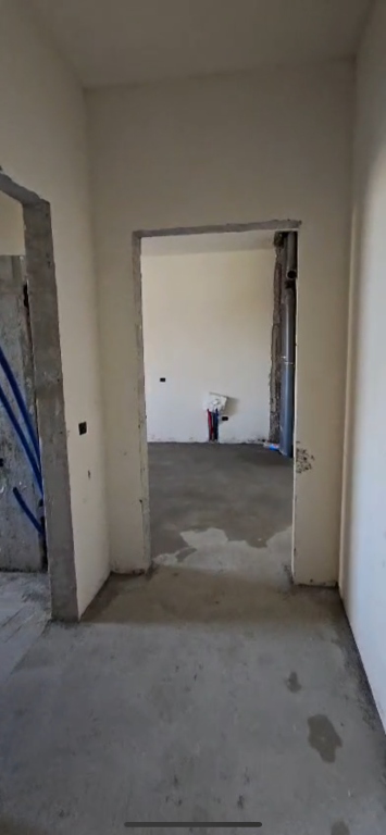 Occasione! Appartamento 3+1 in vendita Paskuqan Scuola Lidhja e Prizenit!