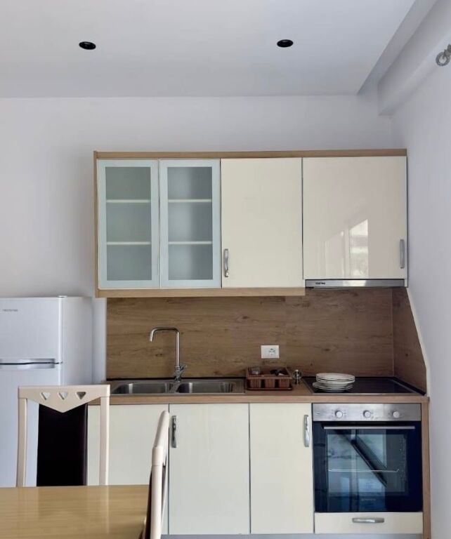 Jepet Apartamet me Qera ne Sarande