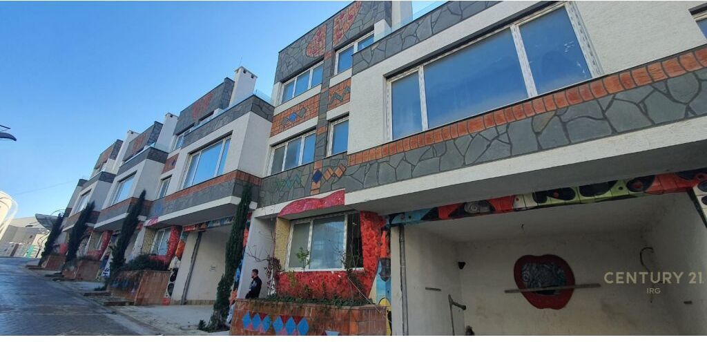 Shitet, Apartament 2+1+Verand, Rezidenca Kodra e Diellit 2.