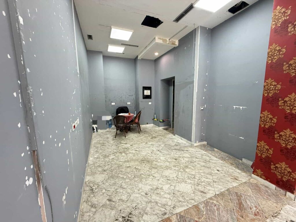 Dyqan Me Qera Tek 21 Dhjetori (ID BD2159) Tirane