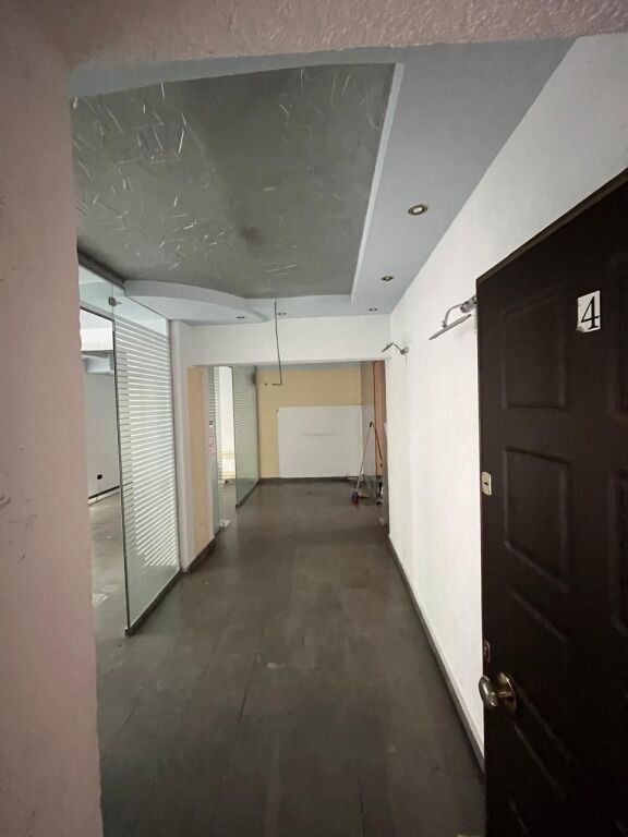 Shitje | Ambjent Biznesi | Rruga Xhanfize Keko | 145000 €