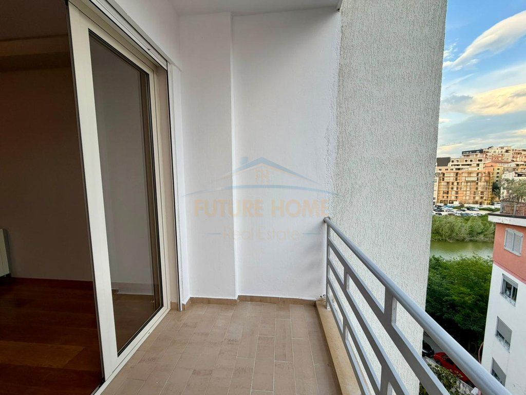 SHITET APARTAMENT 2+1 LIQENI I THATE