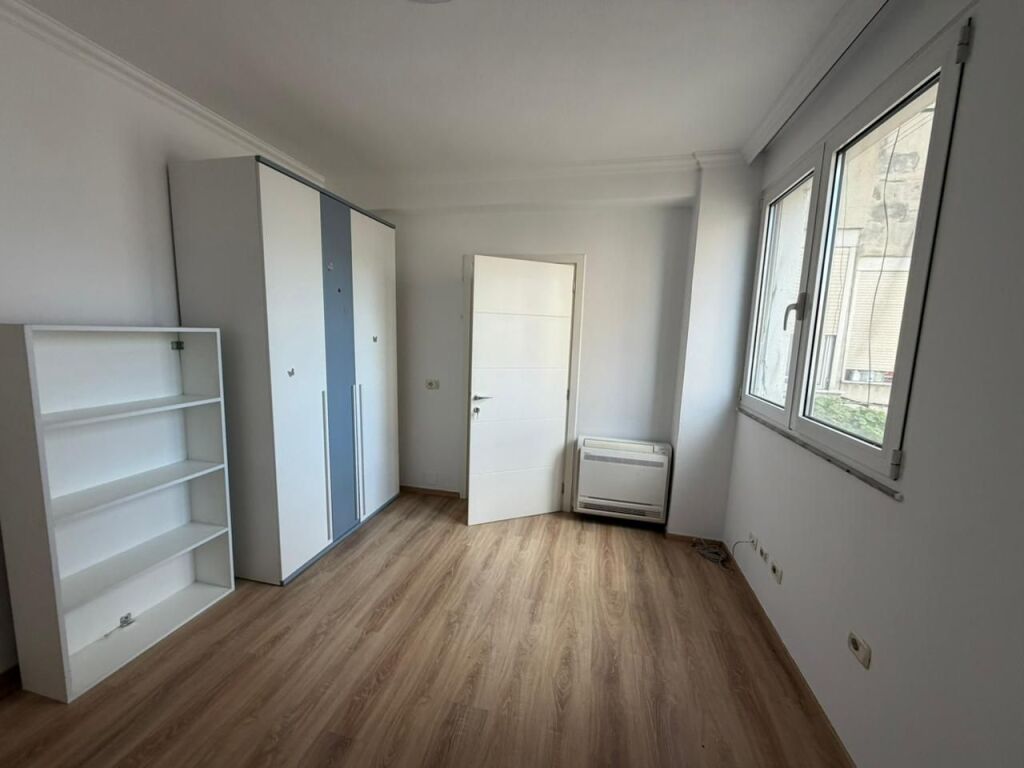 🏢Dopo 9 piani, si affitta appartamento 3+1+2, arredato, 120.000 Lek