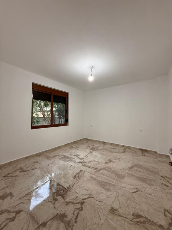 Shtëpi private 2+1 me Qira te Spitali, Durrës