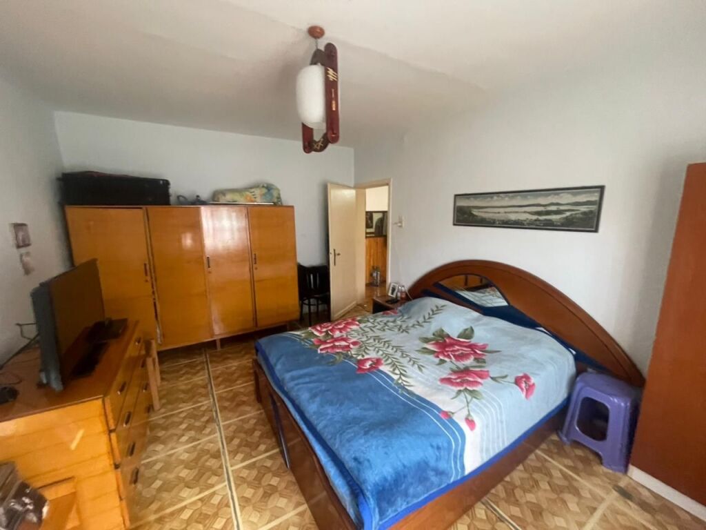 Apartament 2+1 per shitje tek Ali Demi.