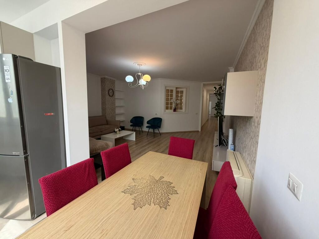 🏢Dopo 9 piani, si affitta appartamento 3+1+2, arredato, 120.000 Lek