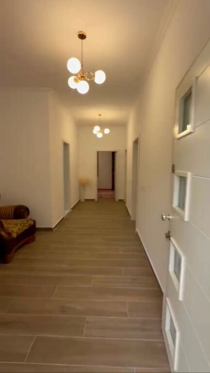 Apartament me qera - Bulevardi i Ri