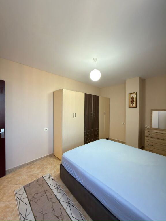 Shitet Apartament 2+1 ne Astir