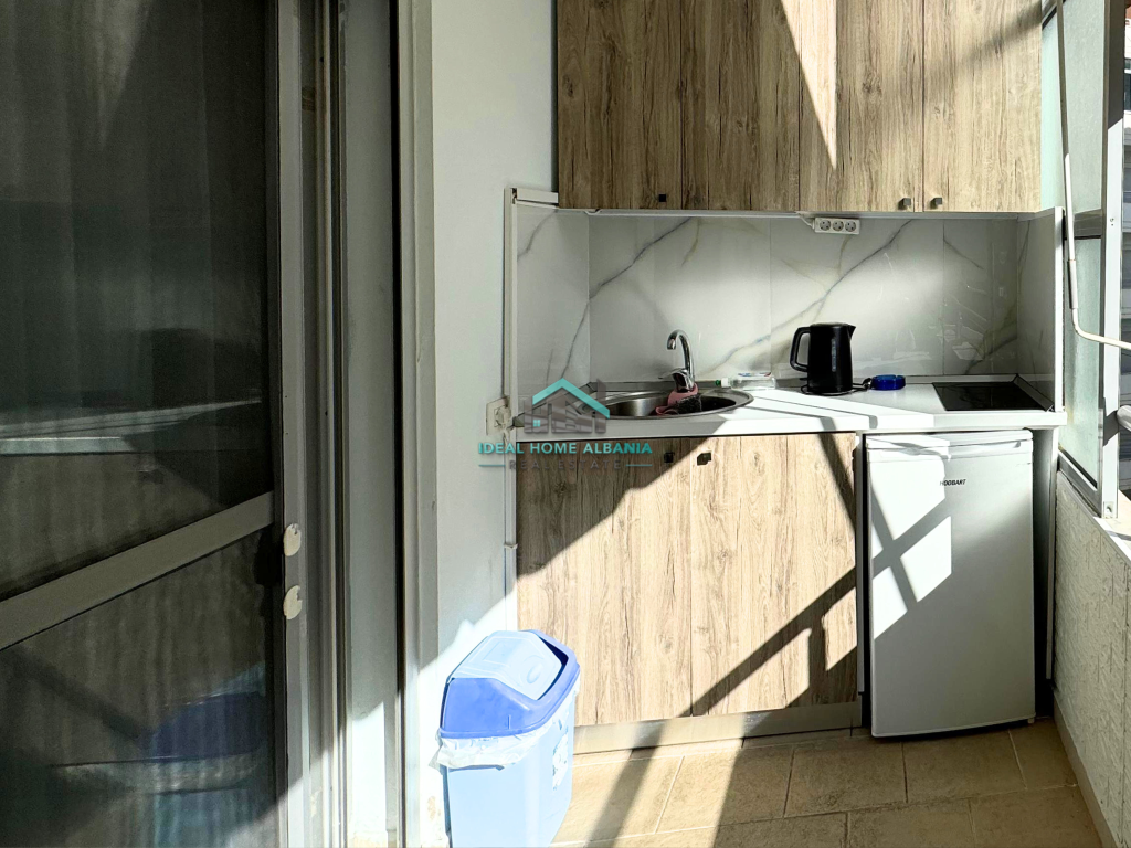 Studio në shitje në Lungomare – Vlore