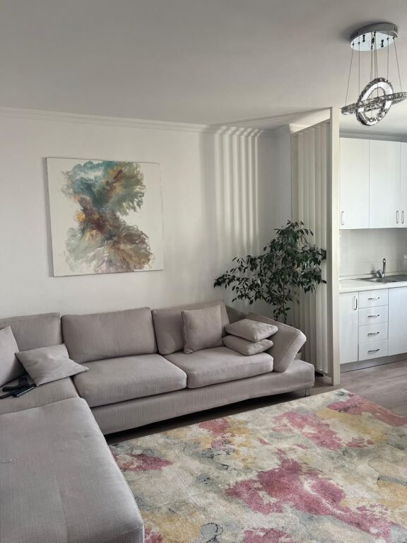 IN VENDITA APPARTAMENTO 2+1 – KINOSTUDIO, VIA “ALEKSANDËR MOISIU”