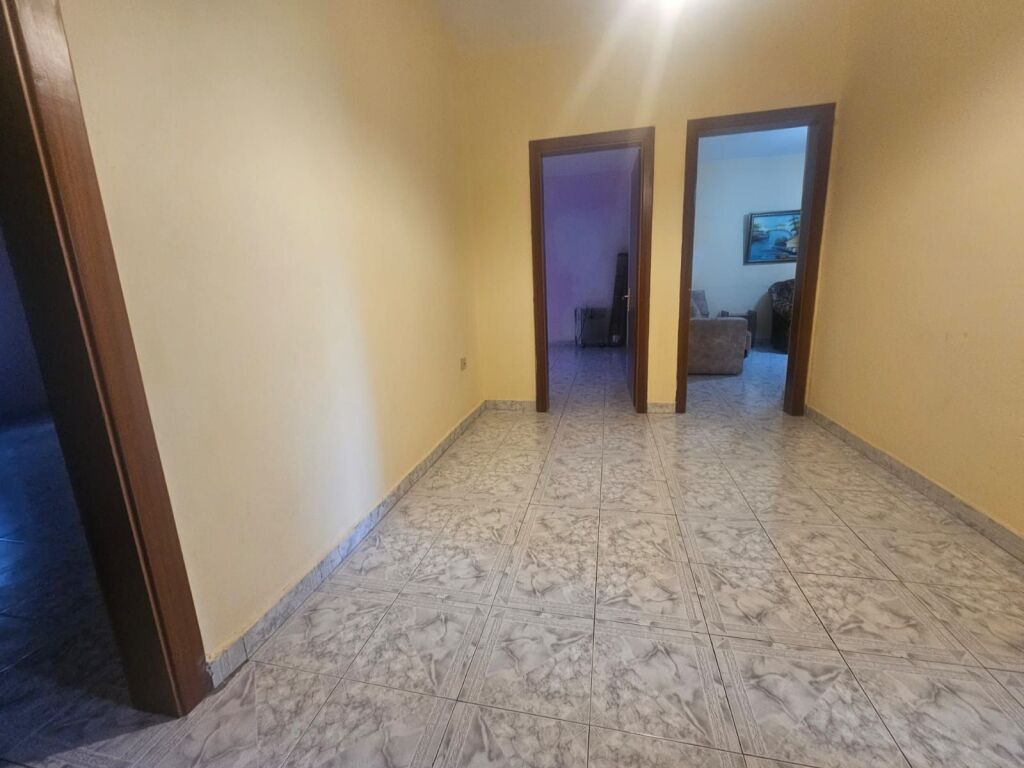 Jepet me qira apartament 2+1