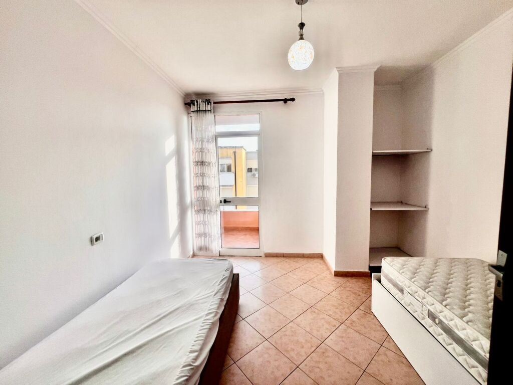 Apartament 2+1 per shitje ne Astir !