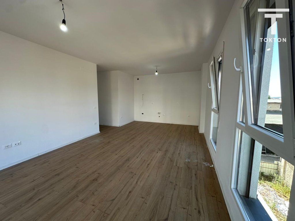 QIRA, APARTAMENT 2+1+2, DON BOSKO, TIRANË