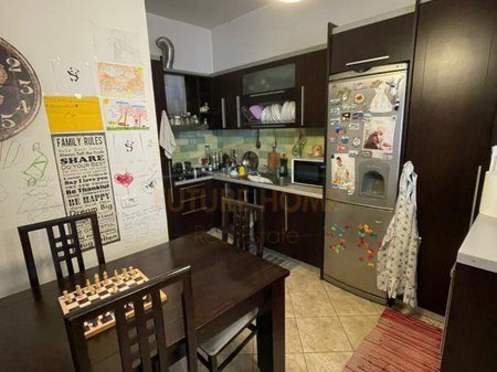 For sale, Apartment 2+1, Kavaja Street, Tirana