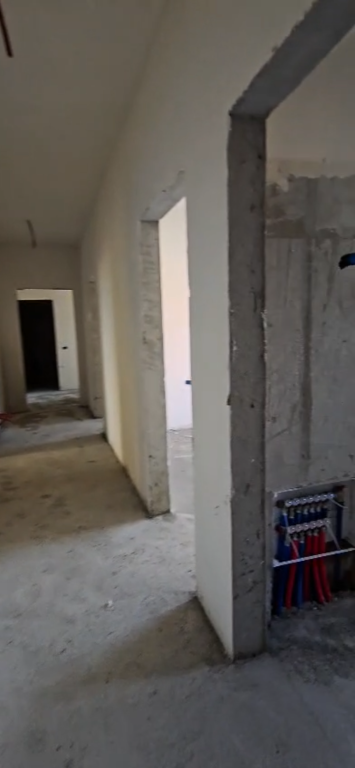 Occasione! Appartamento 3+1 in vendita Paskuqan Scuola Lidhja e Prizenit!