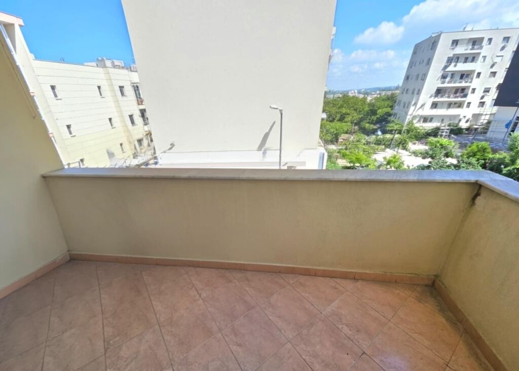 Apartament 1+1 Ne Shitje Prane Kompleksit Freskia Golem