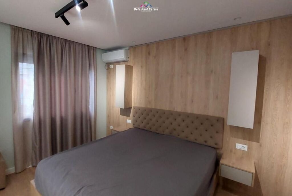Appartamento In Affitto 1+1 Vicino a Komuna e Parisit (ID B2101722) Tirana