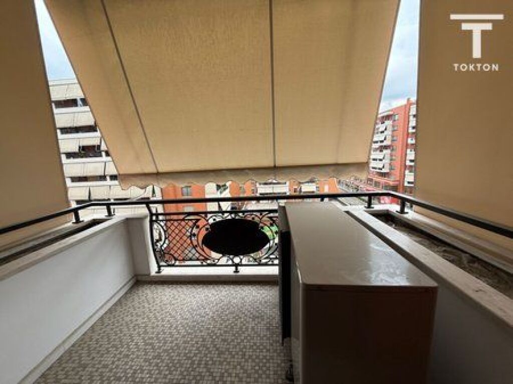 QIRA, APARTAMENT 2+1+2+ POST PARKIMI, KOMPLEKSI DELIORGJI, TIRANË